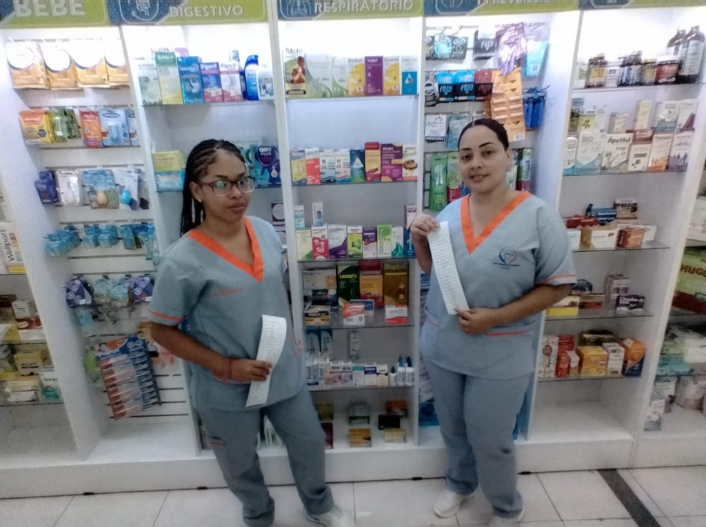 Estudiantes en farmacia